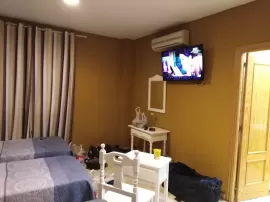 HOSTAL 82