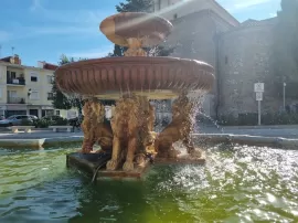 Fuente de los Leones