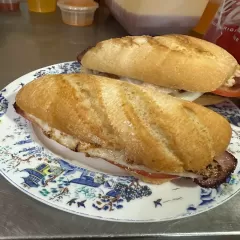 Hostal restaurante asiático agripino
