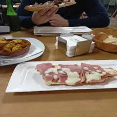 Cafetería Mi Pequeño Cid