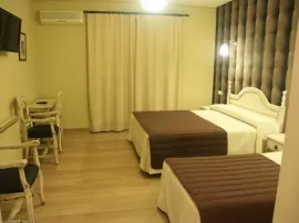 hostal-cafe greco