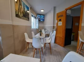 HOSTAL 82
