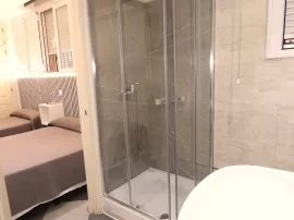HOSTAL HENARES